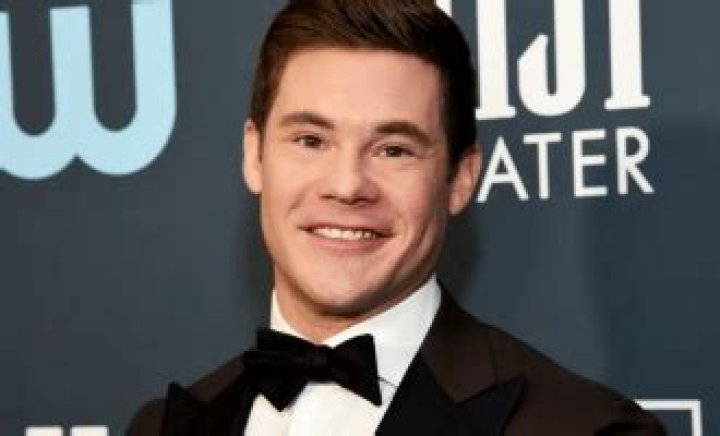 Adam Devine Wheelchair | What Happened To His Legs