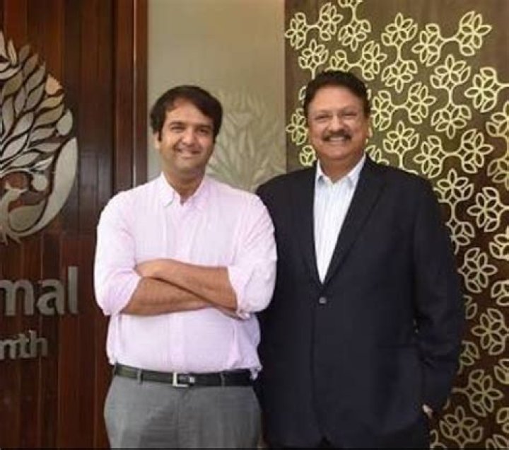 Anand Piramal Height, Weight, Net Worth, Age, Birthday, Wikipedia, Who, Instagram, Biography