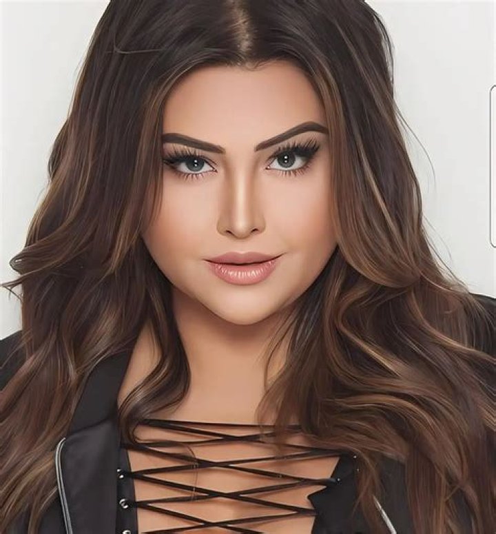 
Babi Monteiro Height, Weight, Net Worth, Age, Birthday, Wikipedia, Who, Nationality, Biography 