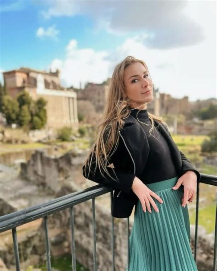 Billy Crystal Height, Weight, Net Worth, Age, Birthday, Wikipedia, Who, Nationality, Biography