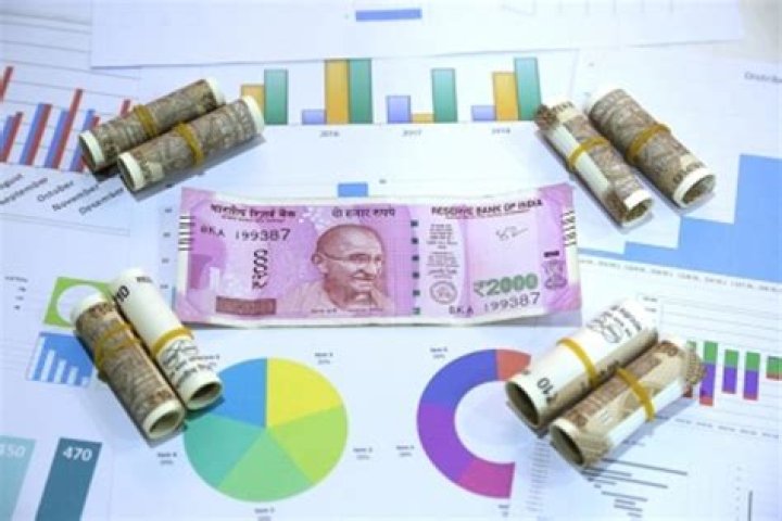 
Bond yields fell on hope of Indian notes to included in global indexes 