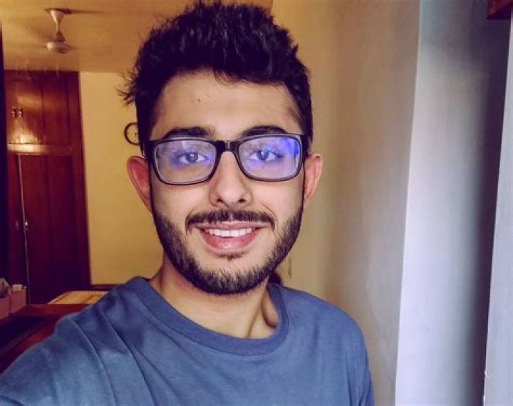 
CarryMinati-Ajey Nagar Height, Weight, Net Worth, Age, Birthday, Wikipedia, Who, Nationality, Biography 