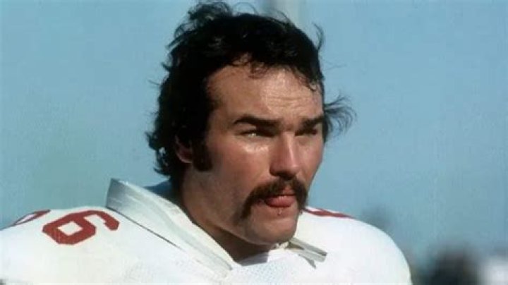 Conrad Dobler Height, Weight, Net Worth, Age, Birthday, Wikipedia, Who, Instagram, Biography
