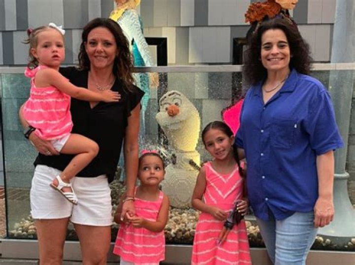 
Danielle Sweeney Age, Birthday, Wikipedia, Who, Nationality, Biography 