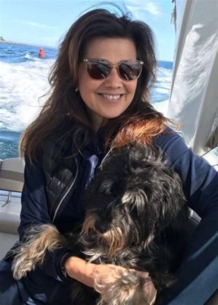 Daphne Eurydice Zuniga Height, Weight, Net Worth, Age, Birthday, Wikipedia, Who, Instagram, Biography