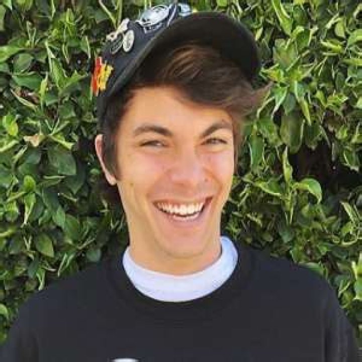 
Drew Malino Height, Weight, Net Worth, Age, Birthday, Wikipedia, Who, Nationality, Biography 