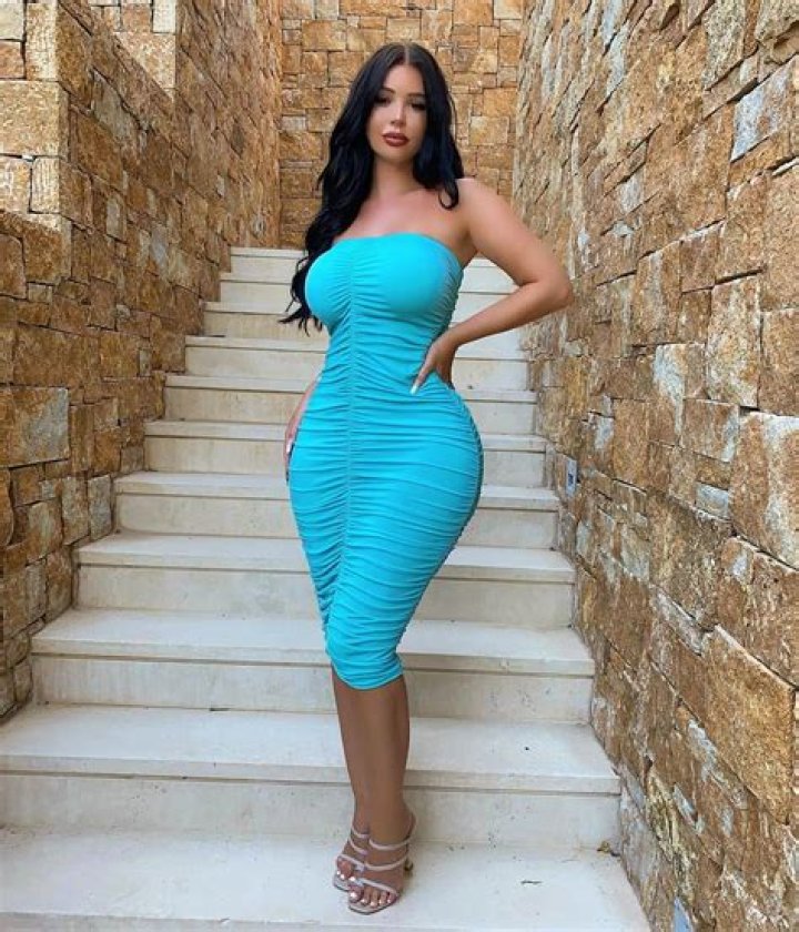 
Elizabethxgx Georgina Height, Weight, Net Worth, Age, Birthday, Wikipedia, Who, Nationality, Biography 