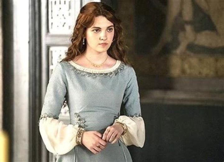 Emily Carey – Emilycarey03 Height, Weight, Net Worth, Age, Birthday, Wikipedia, Who, Instagram, Biography