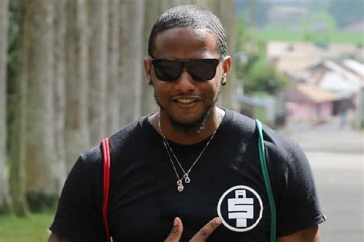 
Family Searching for Answers After N.Y. Lawyer, 38, Is Killed While Traveling in Chile 