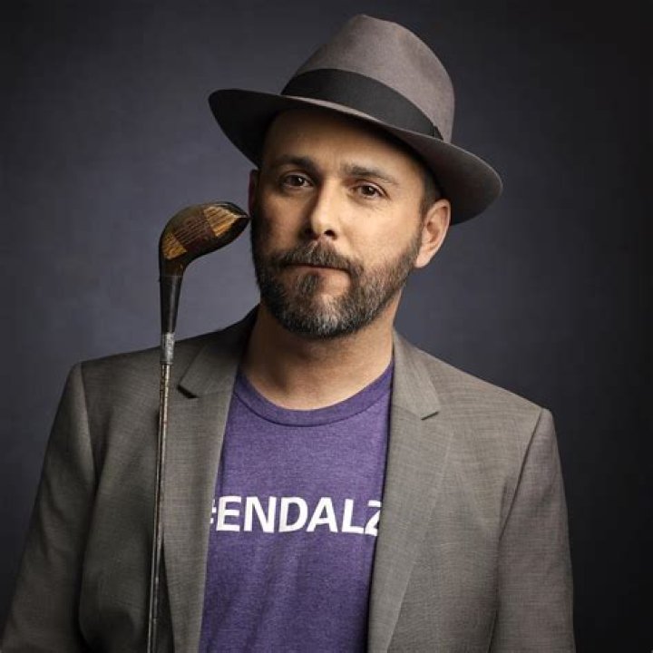 
Greg Laswell Height, Weight, Net Worth, Age, Birthday, Wikipedia, Who, Nationality, Biography 