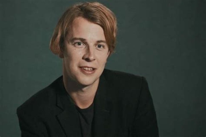 
Is Tom Odell Married? His Bio, Age, Wife, Height and Net worth 