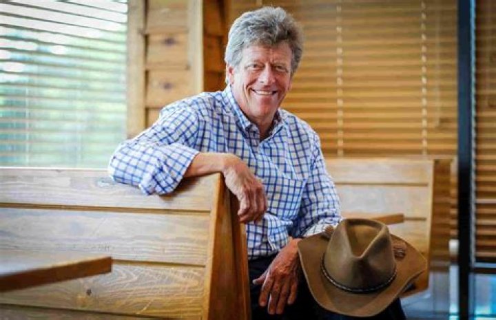 Is Wayne Kent Taylor Married to Wife? or Dating a Girlfriend?