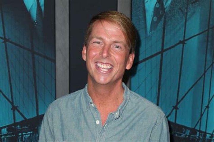 
Jack McBrayer’s Net Worth, Spouse. Is he married? Gay? Wiki 