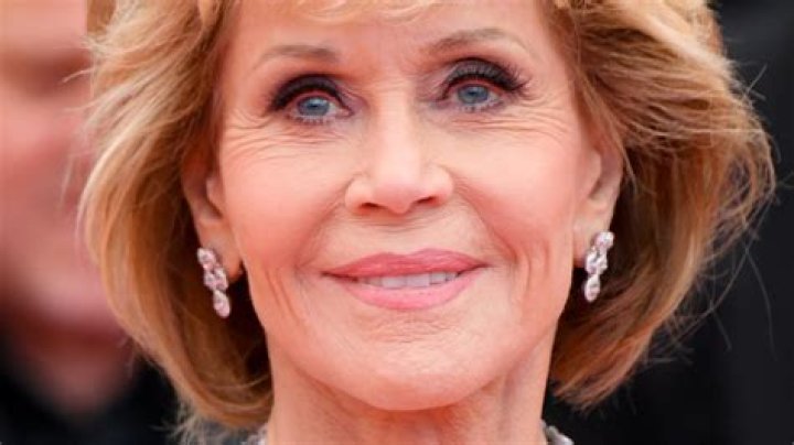 
Jane Fonda Reveals Non-Hodgkin’s Lymphoma Diagnosis: ‘Cancer Is A Teacher’ 