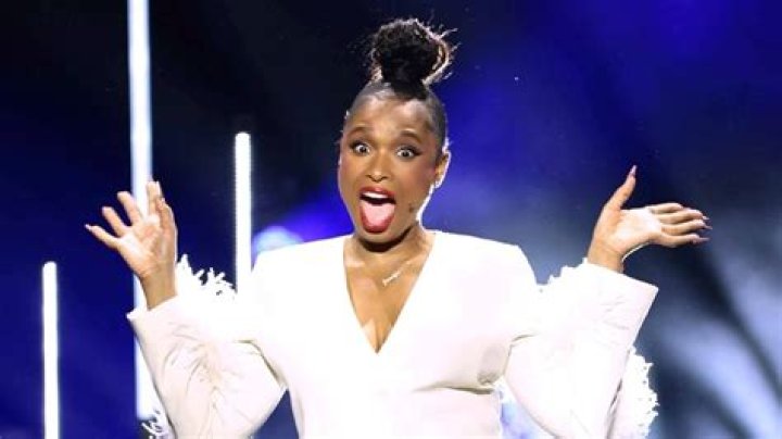 
Jennifer Hudson To Kick Off Talk Show With ‘American Idol’ Reunion, Lands Simon Cowell As First Guest 