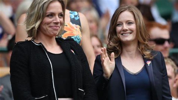 
Kate Richardson Walsh Height, Weight, Net Worth, Age, Birthday, Wikipedia, Who, Nationality, Biography 