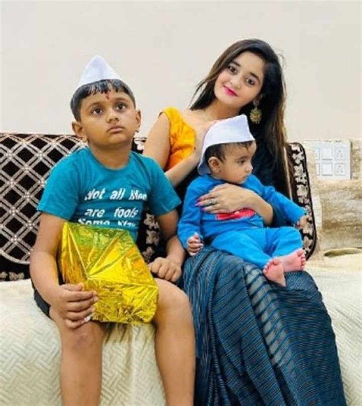 
Kavya Yadav Height, Weight, Net Worth, Age, Birthday, Wikipedia, Who, Nationality, Biography 