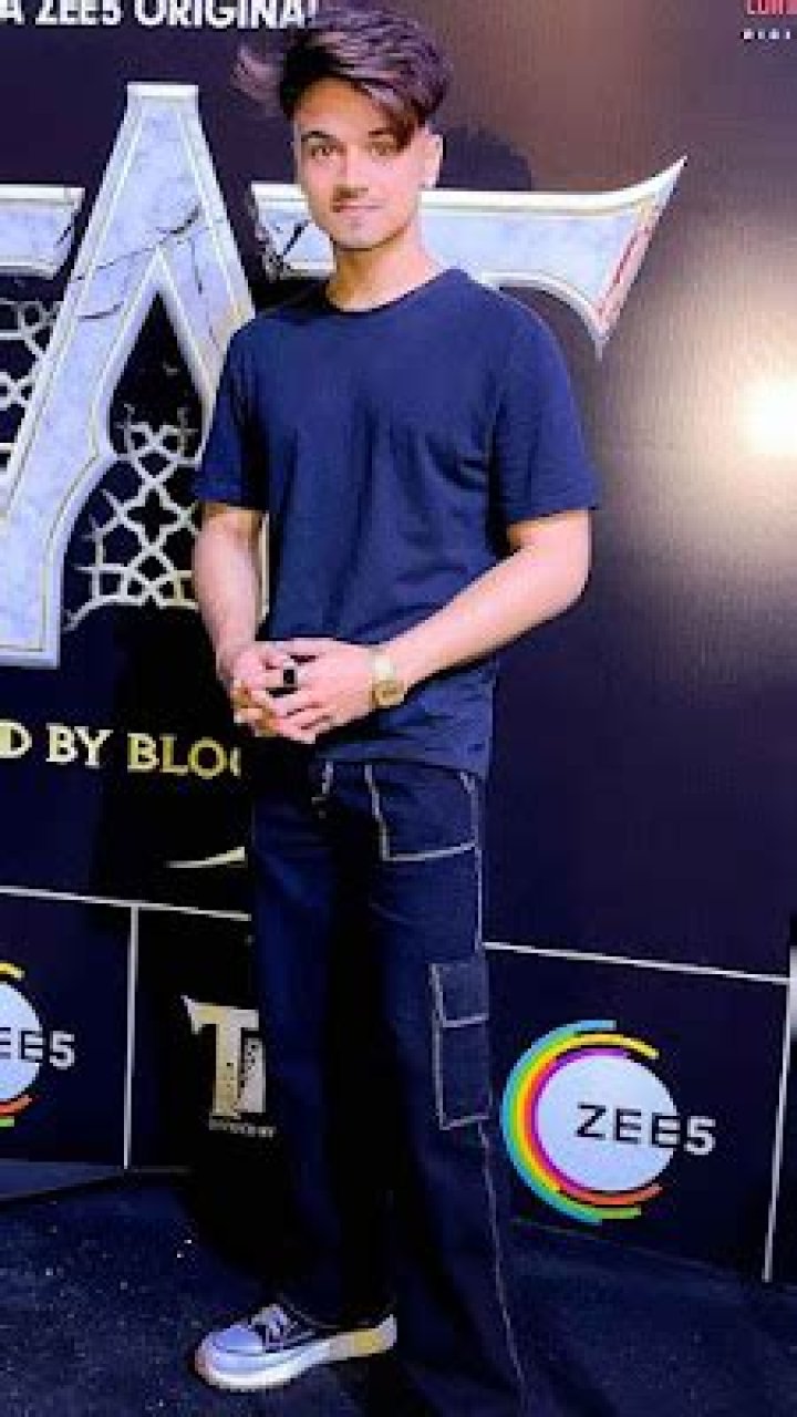 
Kumar Utkarsh Height, Weight, Net Worth, Age, Birthday, Wikipedia, Who, Nationality, Biography 