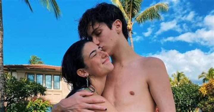 
LILHUDDY Refers to an “Ex” in His New Song, Calling Her a “Homie-Hopper” 