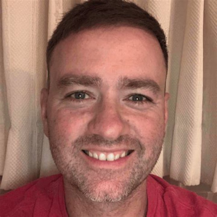 Luke Kimball Height, Weight, Net Worth, Age, Birthday, Wikipedia, Who, Nationality, Biography