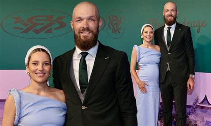 
Max Gawn parents And Family: Who Are Rob And Sandra? 
