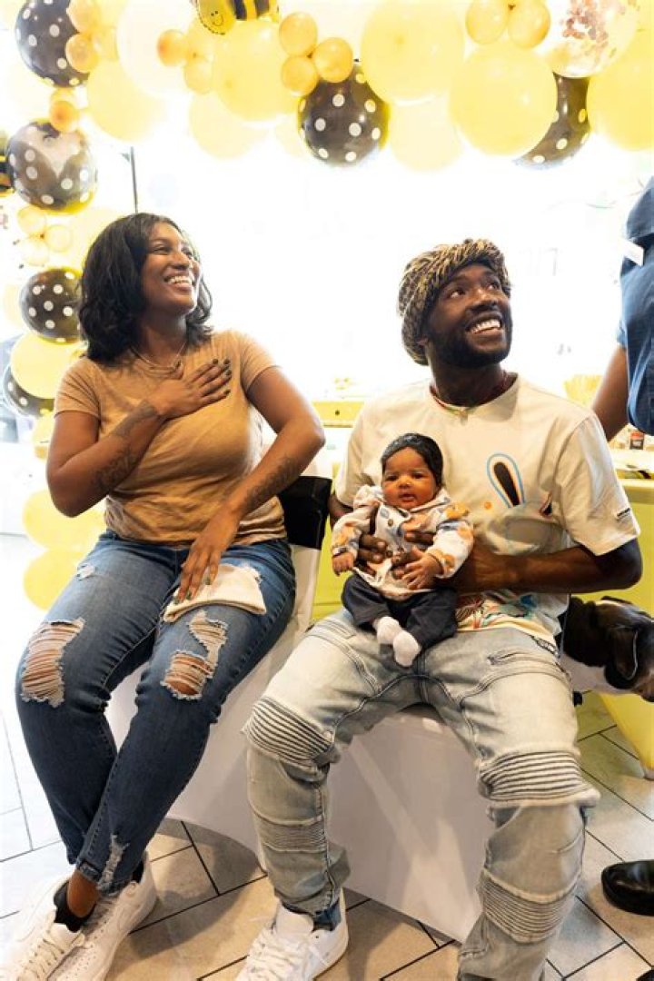 
McDonald’s Employees Who Helped Deliver Newborn in Bathroom Host Baby Shower for ‘Little Nugget’ 