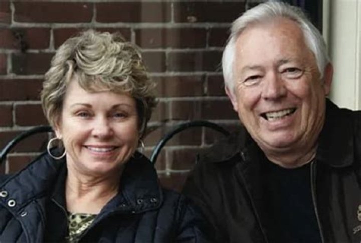 Mike Markkula Height, Weight, Net Worth, Age, Birthday, Wikipedia, Who, Instagram, Biography