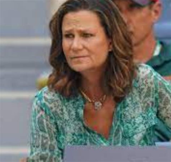 Pam Shriver’s Plastic Surgery And Weight Loss From Illness, The Untold Truth On Tennis Star