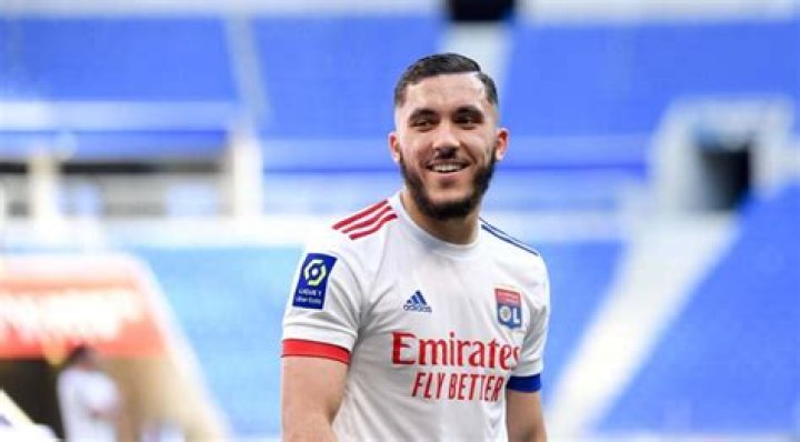 
Rayan Cherki Height, Weight, Net Worth, Age, Birthday, Wikipedia, Who, Nationality, Biography 