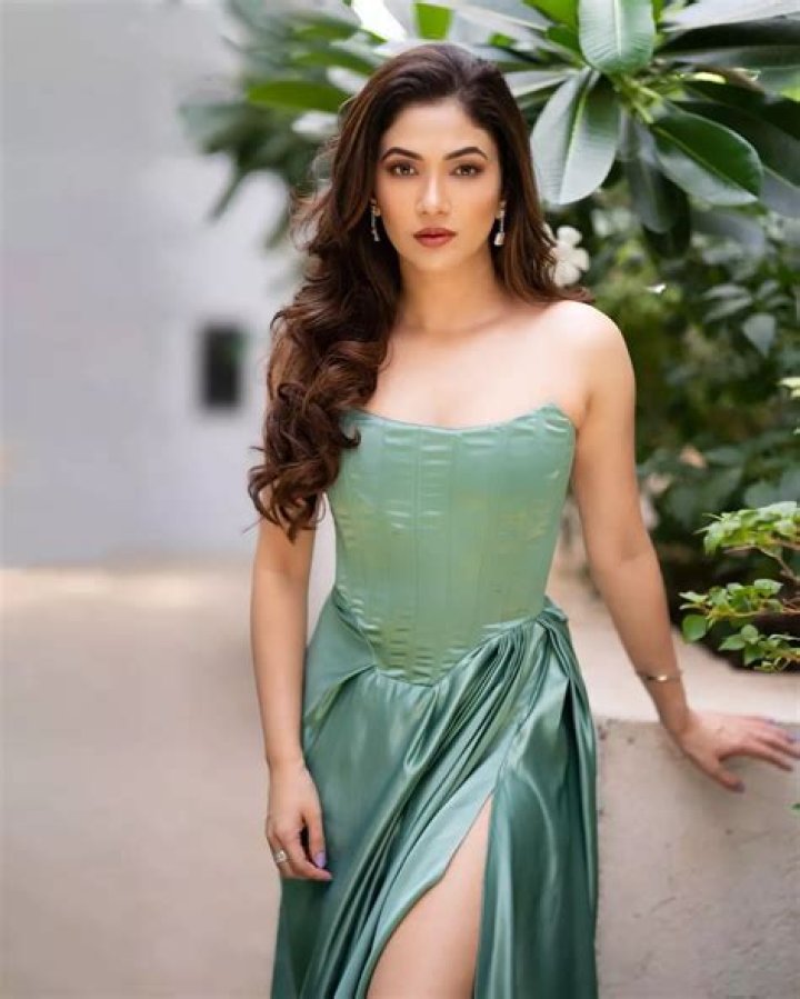 
Ridhima Pandit Height, Weight, Net Worth, Age, Birthday, Wikipedia, Who, Nationality, Biography 