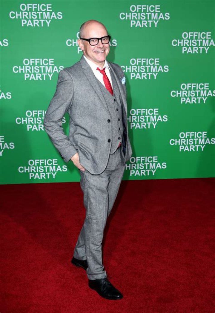 
Rob Corddry Height, Weight, Net Worth, Age, Birthday, Wikipedia, Who, Nationality, Biography 