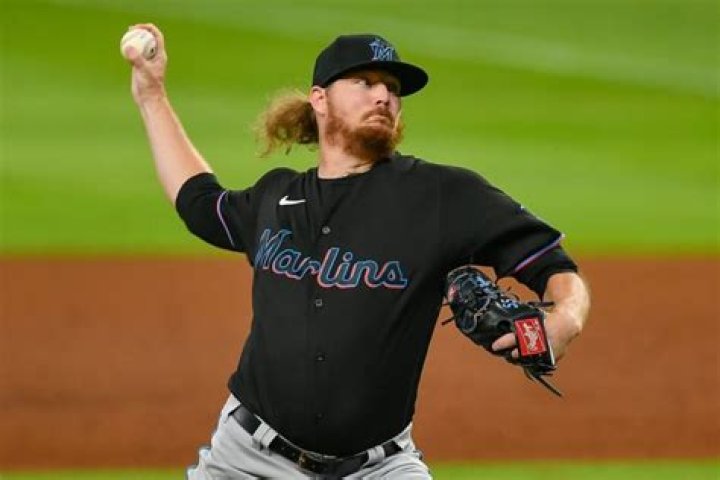 
Ryne Stanek Net Worth And Salary Breakdown – Earnings As Astros Pitcher 