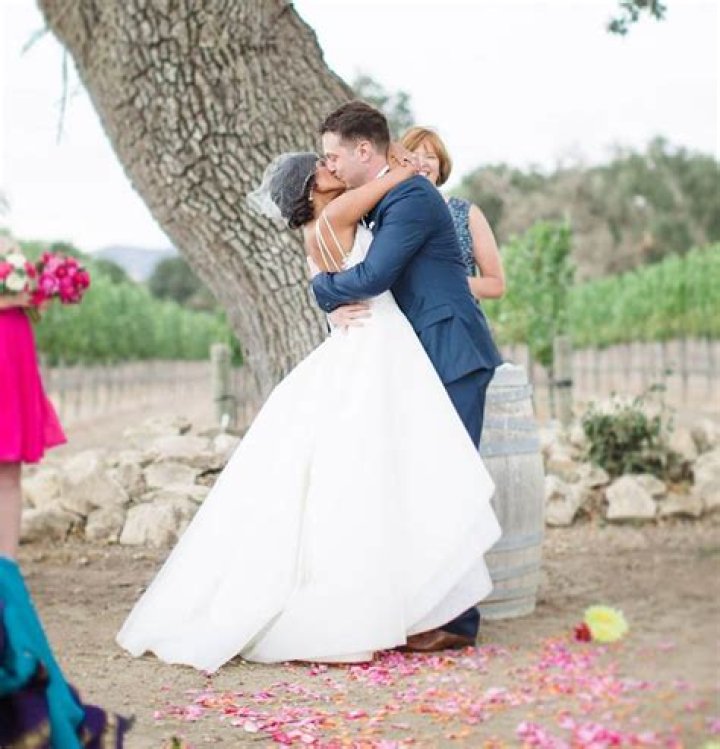 
Sarayu Rao And Her Husband Jonathan Blue Met In A NYE Party 