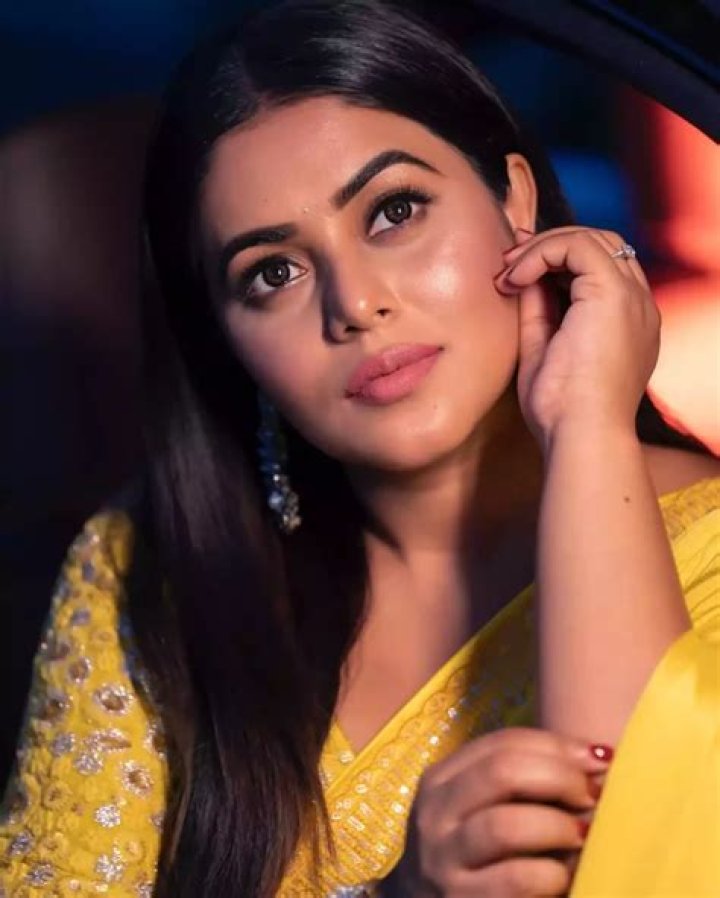 Shamna Kasim Height, Weight, Net Worth, Age, Birthday, Wikipedia, Who, Instagram, Biography