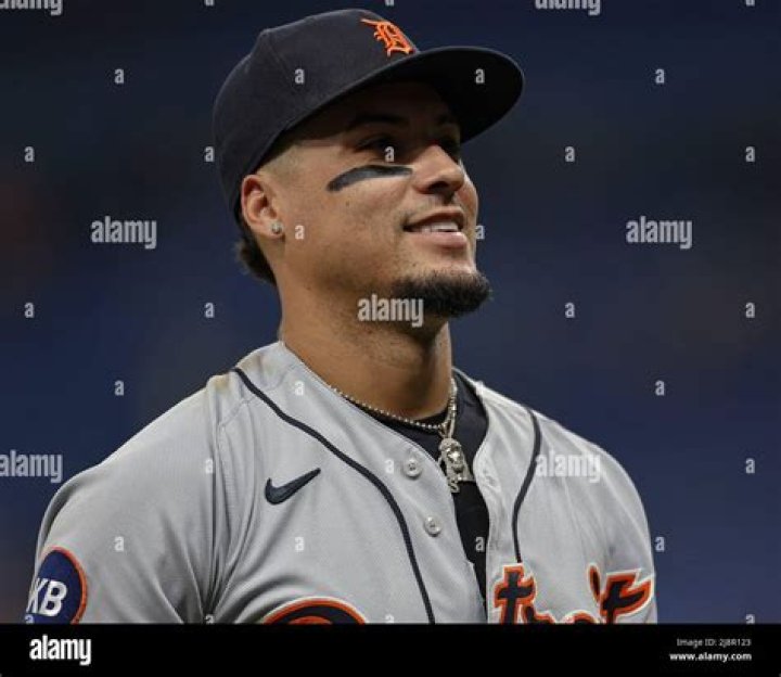 
Shortstop Javier Baez And His Siblings Grew Up In Puerto Rico But Later Moved To Florida 