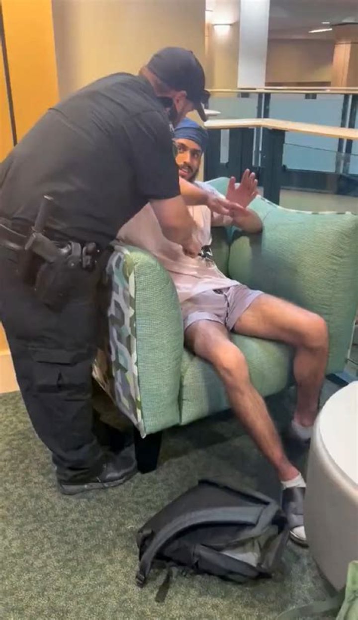 
Sikh student handcuffed on UNC-Charlotte campus over dagger required by religion 