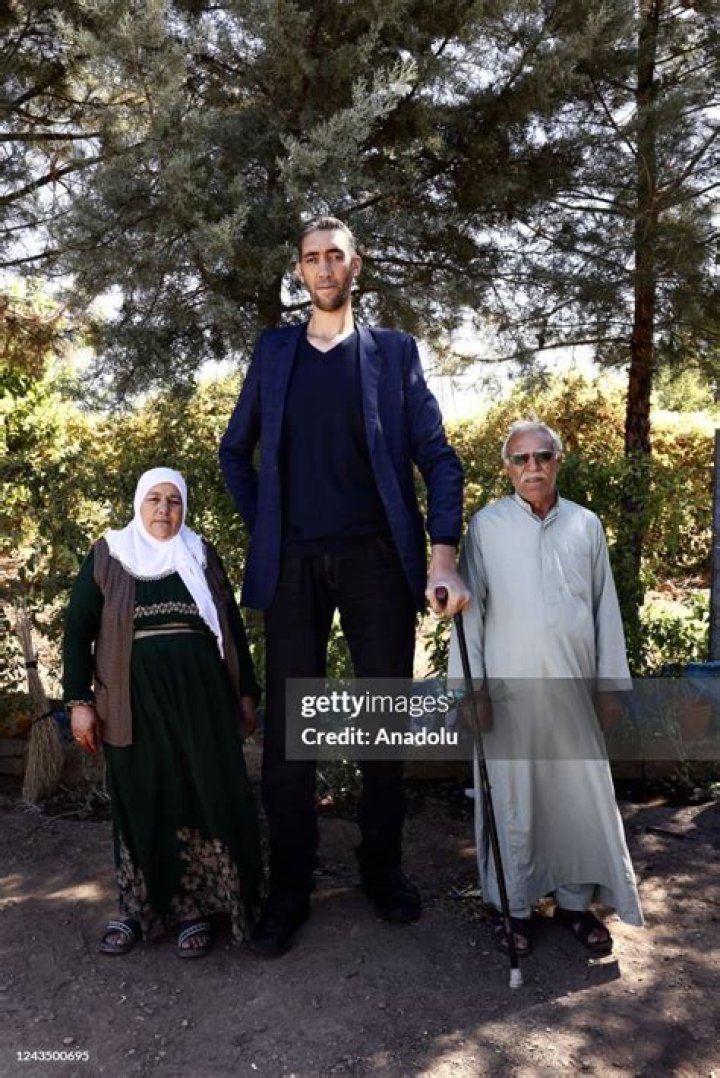 Sultan Kösen Height, Weight, Net Worth, Age, Birthday, Wikipedia, Who, Nationality, Biography