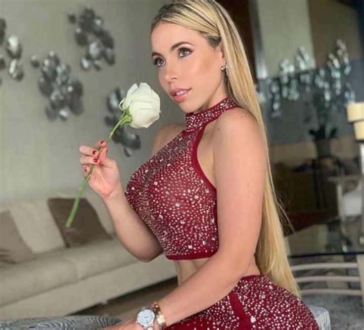 
Vanessa Bohorquez Height, Weight, Net Worth, Age, Birthday, Wikipedia, Who, Nationality, Biography 