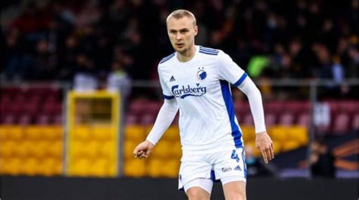 
Victor Nelsson Height, Weight, Net Worth, Age, Birthday, Wikipedia, Who, Nationality, Biography 