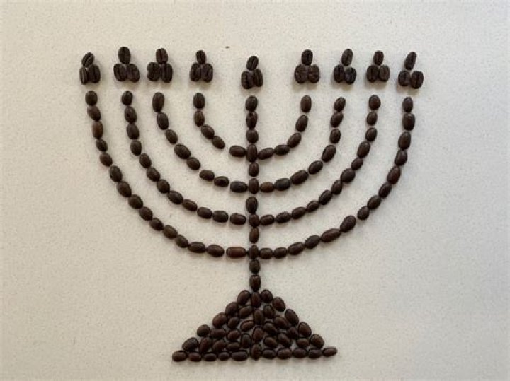 
Was Malcolm McLaren Jewish? Facts To Know About The Impresario’s Story In ‘Pistols’ Hulu 