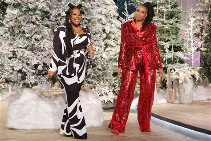 
Watch Jennifer Hudson Sing ‘Dreamgirls’ Duet with ‘Glee’ Alum Amber Riley 