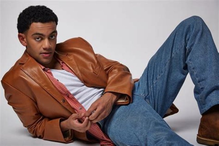 
What Happened To Miles Fowler Eye? His Hair Parents And Siblings 