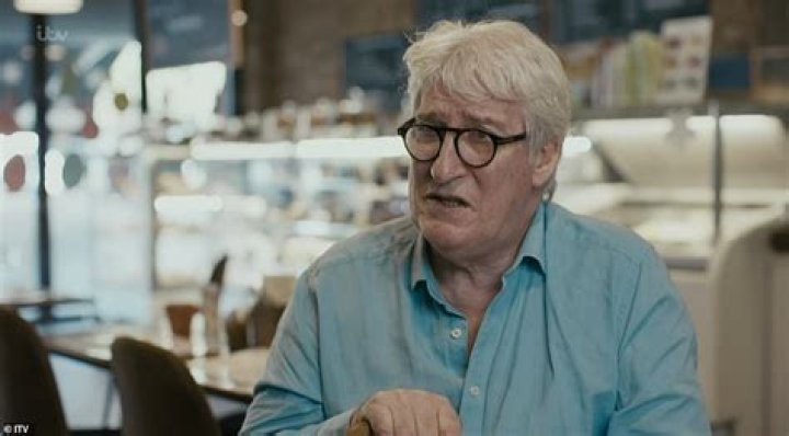 
What Illness Does Jeremy Paxman Have? Health Problems Explained 