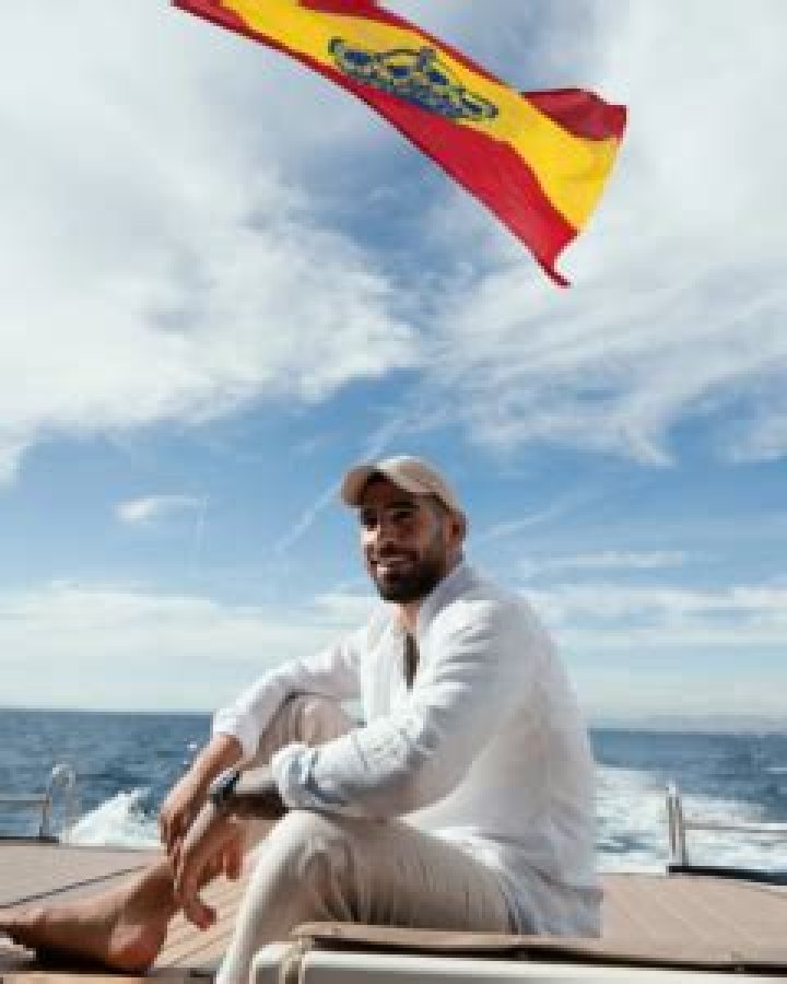 What Is Ilia Topuria Religion | Ethnicity And Parents