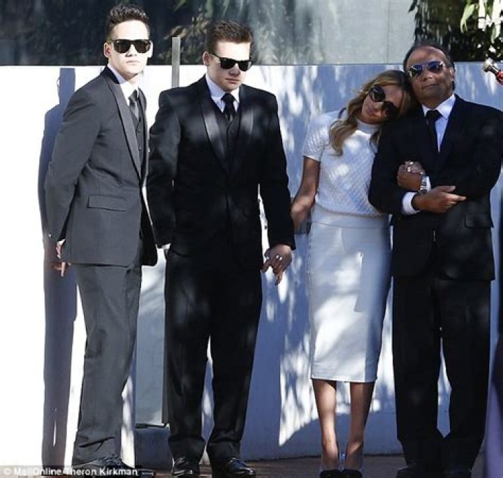 
Who Are Kevin And Jacqueline Gibbs? Everything To Know About Samantha Jade Parents 