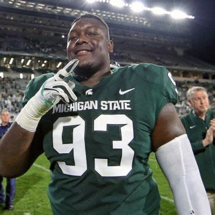 
Who are Naquan Joness Parents? Naquan Jones Biography, Parents Name, Nationality and More 