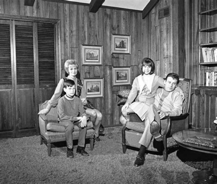 
Who Is Linda Louise? Football Quarterback Len Dawson First Wife And Children Today 