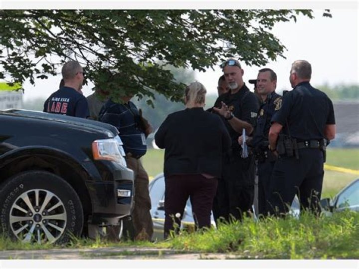 
Who was Amber Jo Thomas? 40-year-old woman dies in Saline parking lot shooting 